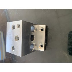 Spndebeslag for kniv